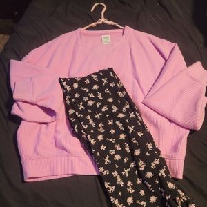PINK outfit